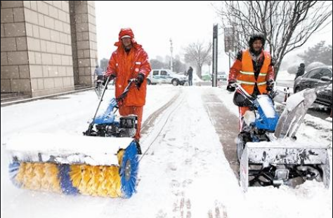 扫雪机除雪机除雪设备：选择合适的清雪设备